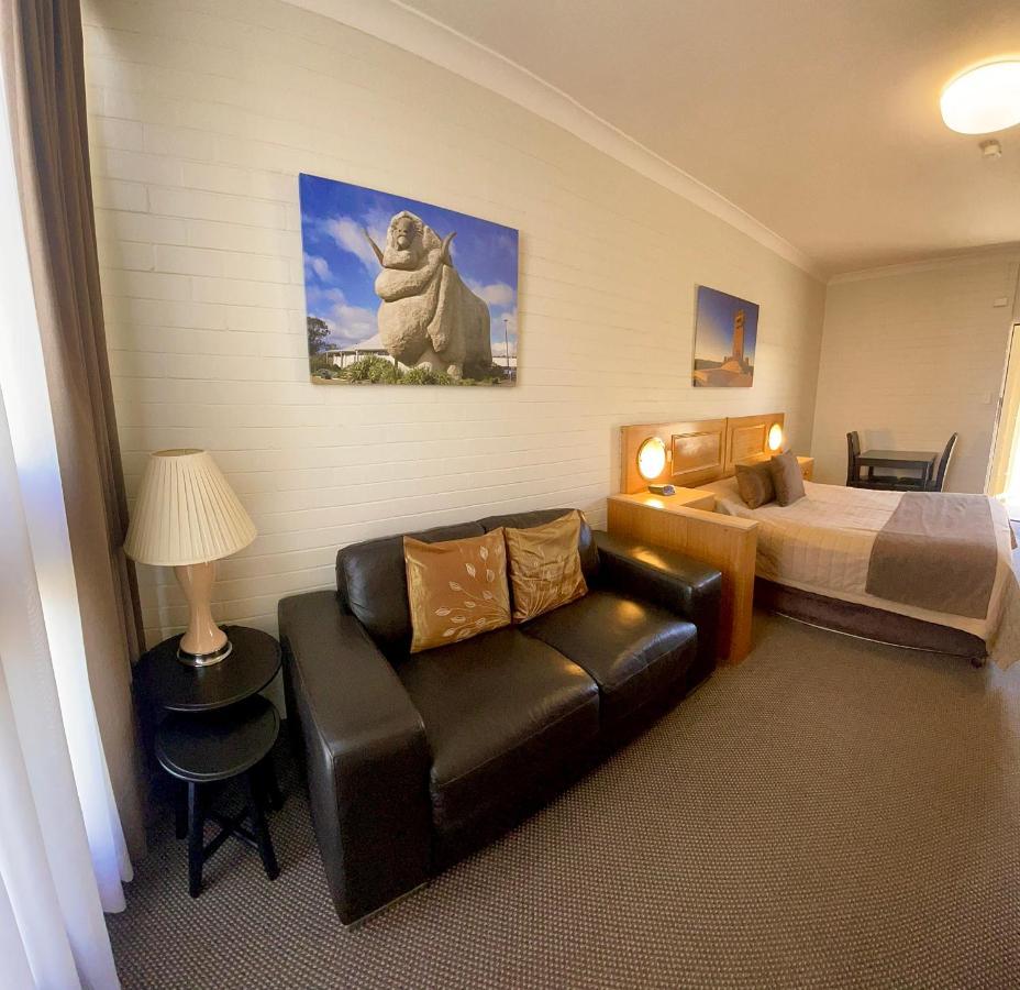 Goulburn Motor Inn Extérieur photo