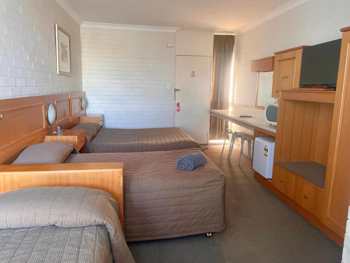 Goulburn Motor Inn Extérieur photo